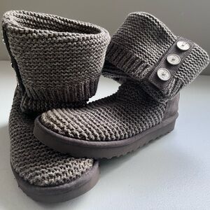 UGG Grey Purl Caddy Knit Boot Size 7